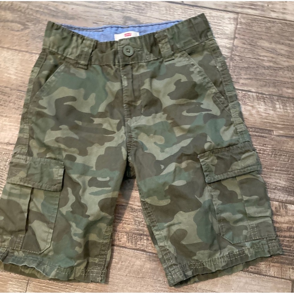 Levi's Cargo Shorts Boy's Size 7 Pre-owned